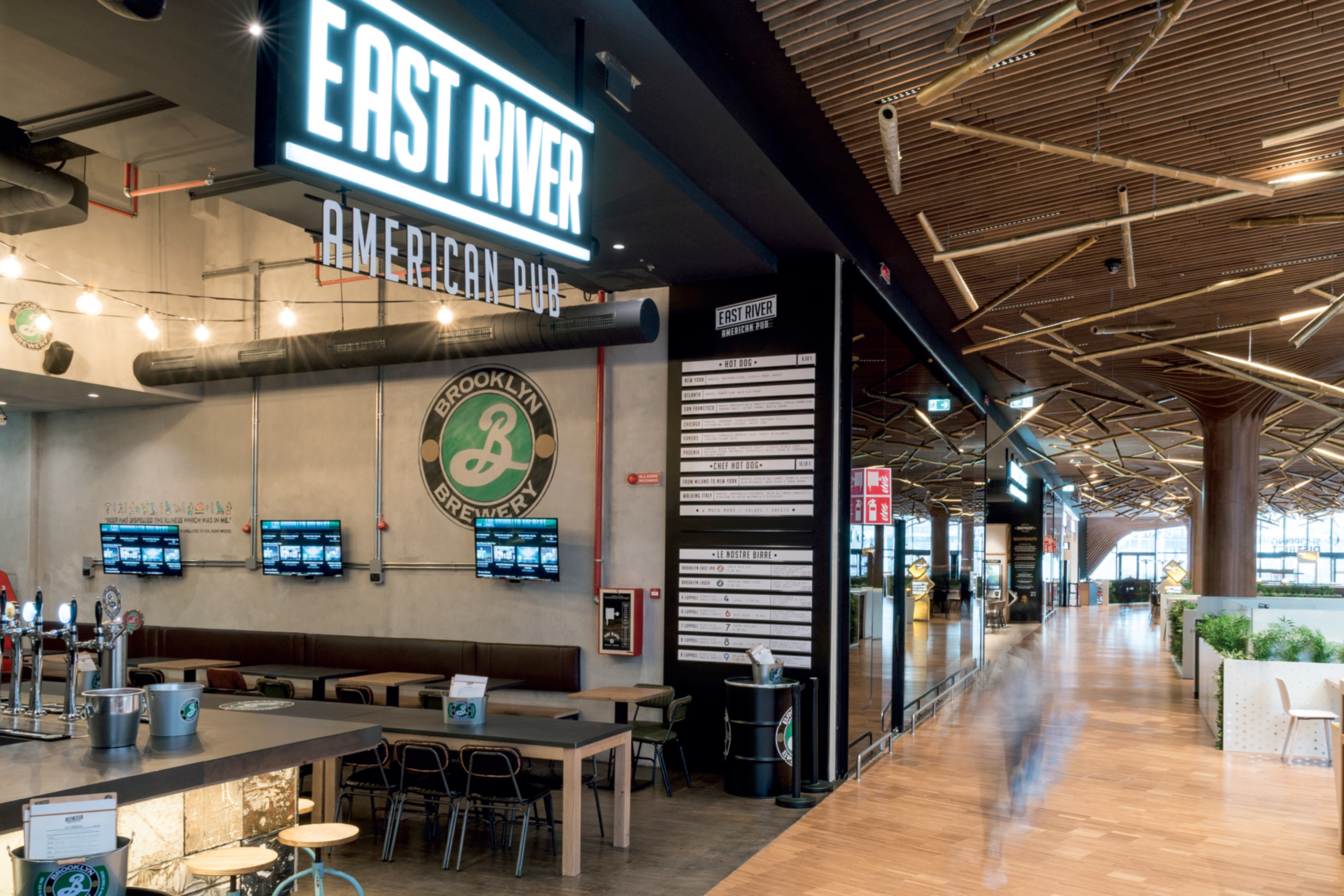 East River American Pub